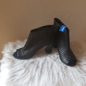 Shiekh open toed heels